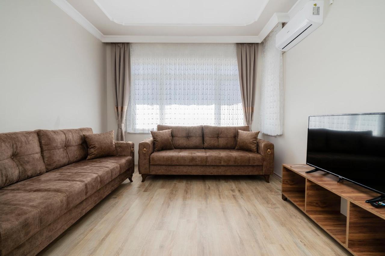 Spacious Apartment In The Historical Center Of Бурса Екстериор снимка